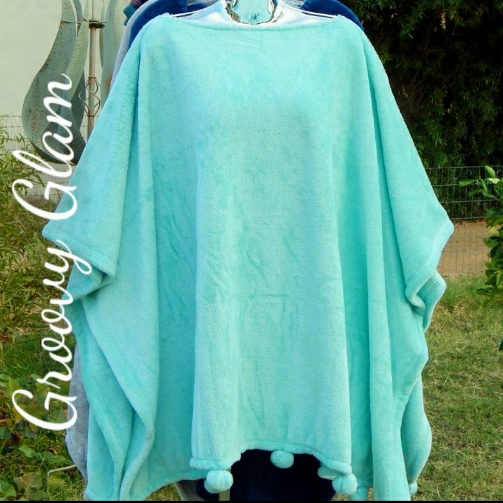 GROOVY GLAM Seafoam Green Handmade Plush Pompom Poncho
